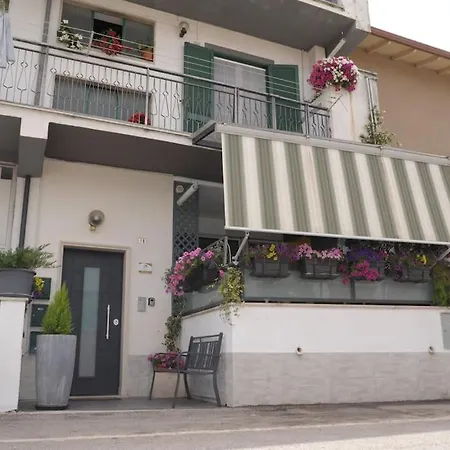 La Petite Terrasse