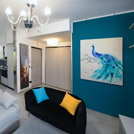 La Petite Terrasse Apartment *